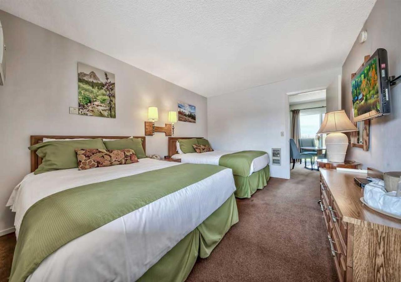 Walker River Lodge Бриджпорт Екстериор снимка