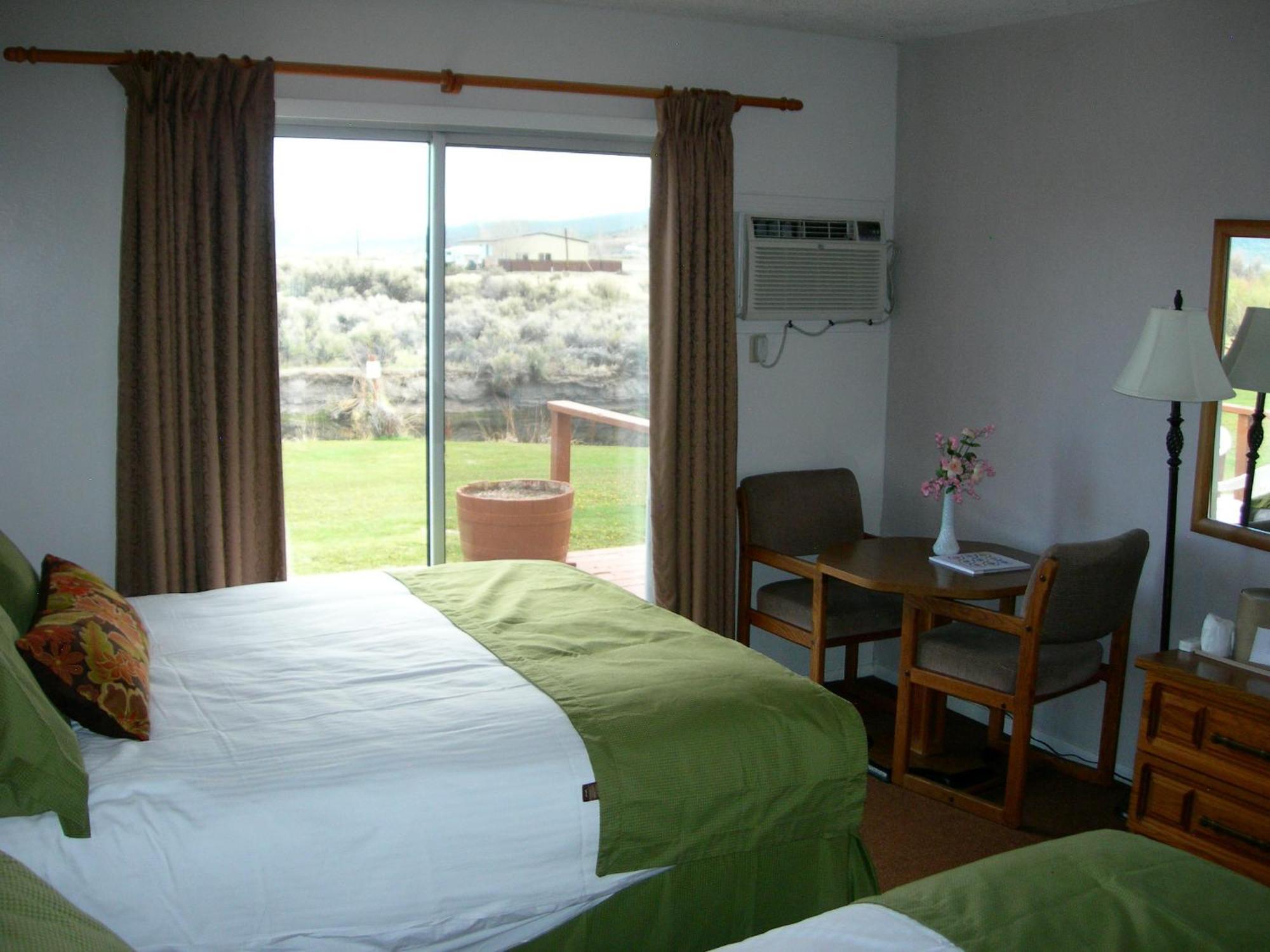 Walker River Lodge Бриджпорт Стая снимка