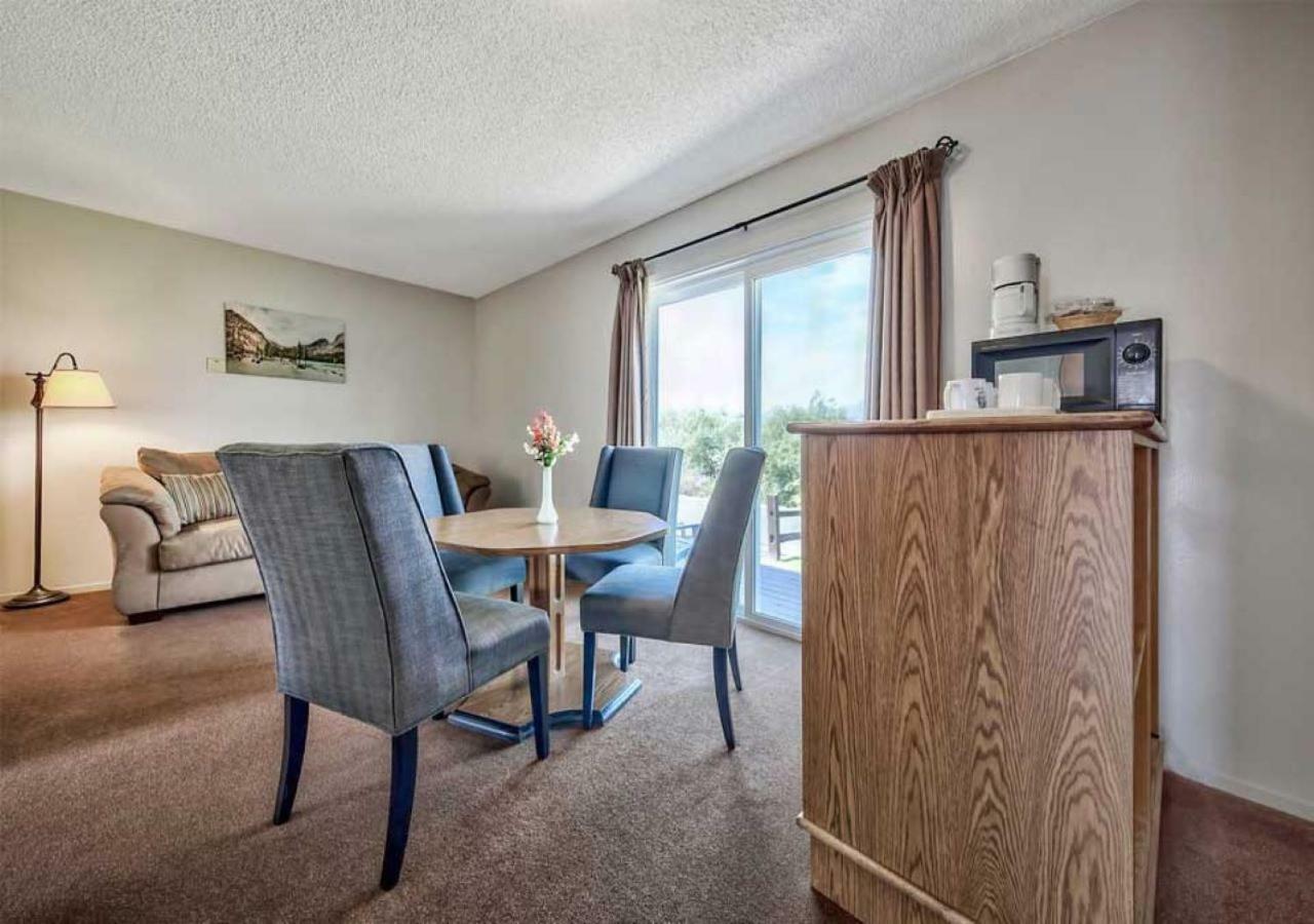 Walker River Lodge Бриджпорт Екстериор снимка